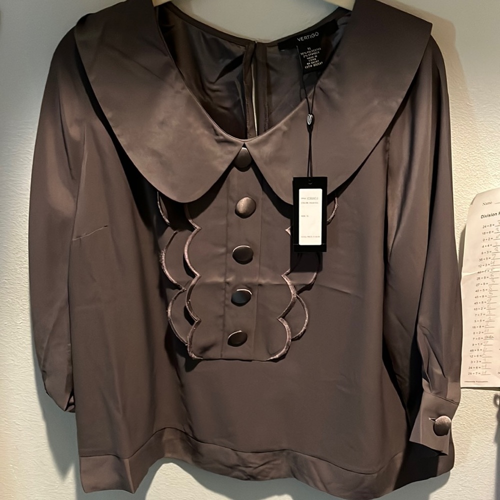 Vertigo charcoal button blouse XL